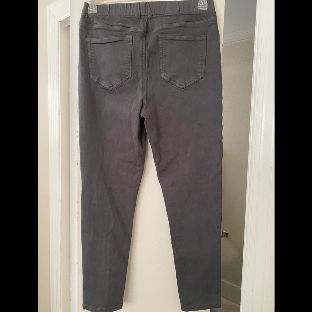 Lands’ End taupe jeans size 10 EUC